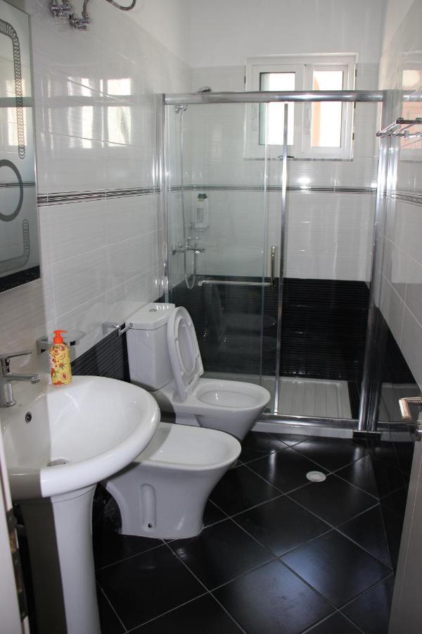 Ballo Apartments Gjirokastër Екстериор снимка